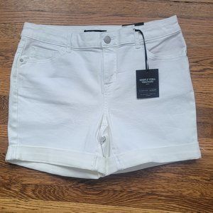 SIMPLY VERA VERAWANG SHORTS